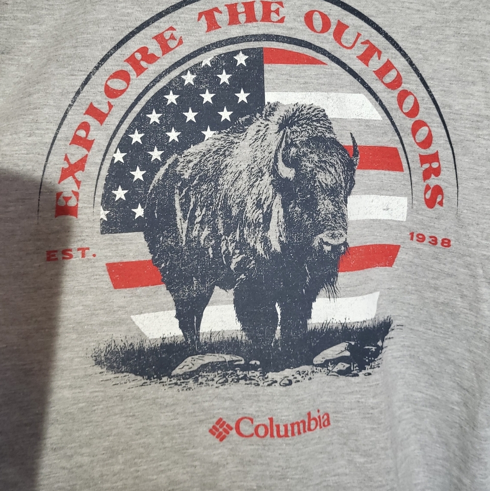 Columbia Men's Heather Gray Tee with Red Logo